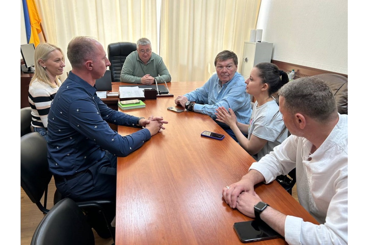 Британський меценат Пол Шекспір відвідав Гостомель