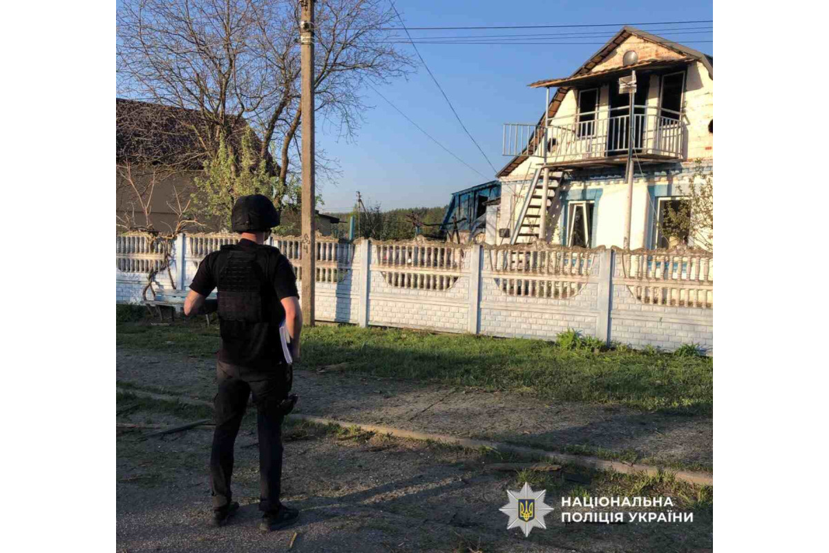 На Бучанщині пошкоджені будинки через нічну атаку БПЛА
