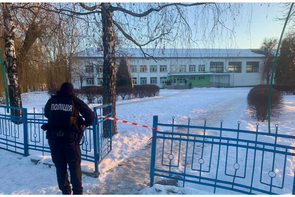 У навчальному закладі на Броварщині шукали вибухівку: евакуювали 173 особи