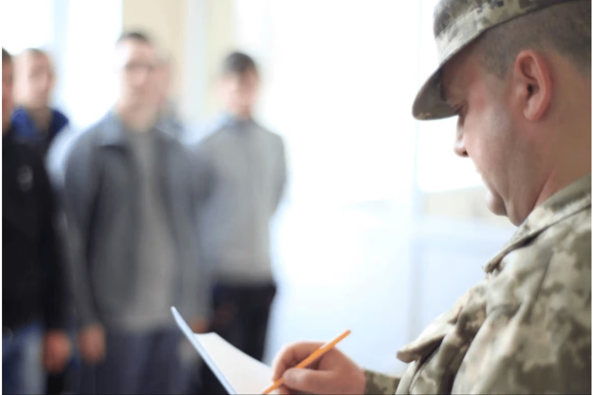 Поліція Київщини отримала вже 6 тис. заявок про осіб, які ховаються від військкоматів