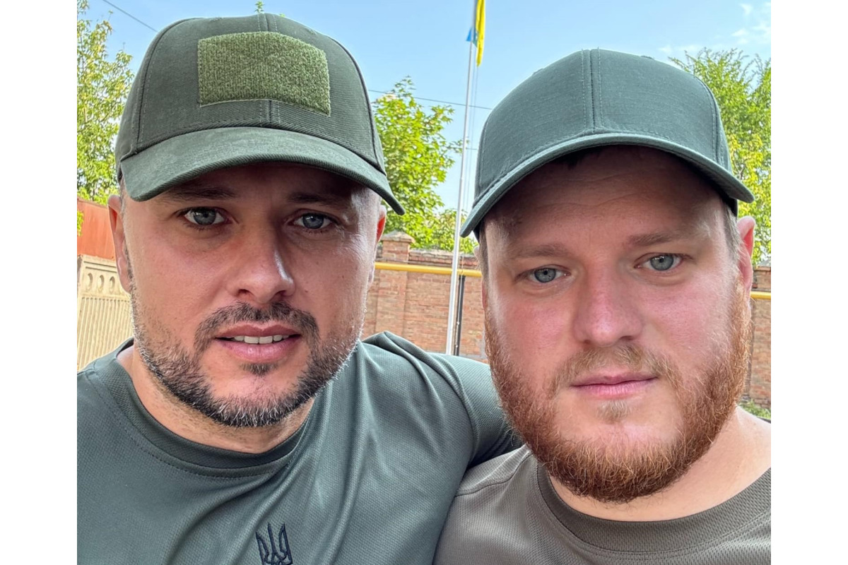 В.о. голови Київської облради Добрянський та ексзаступник голови Київської ОДА Назаренко склали військову присягу