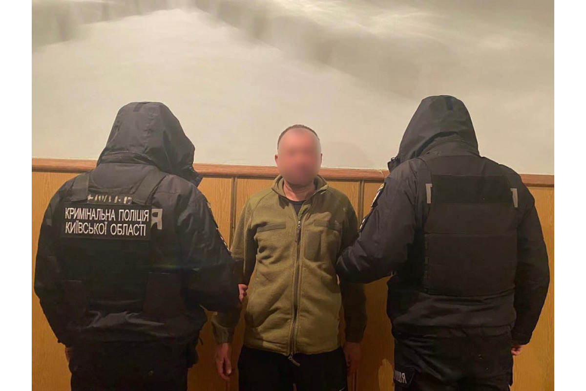 В Іванкові чоловік посеред вулиці почав стрільбу з рашистського автомата (ФОТО)