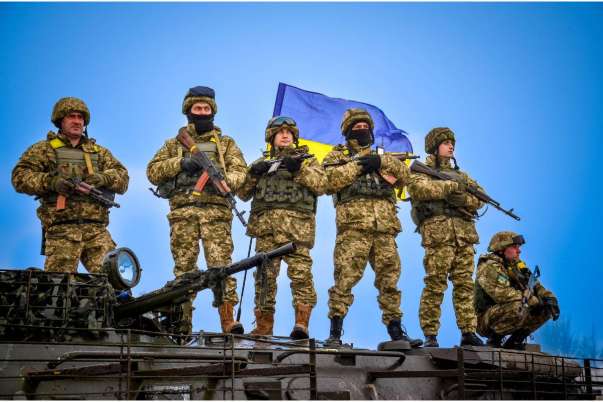 Понад 1300 окупантів, танки, ББМ та спецтехніка: Генштаб ЗСУ оприлюднив втрати рф