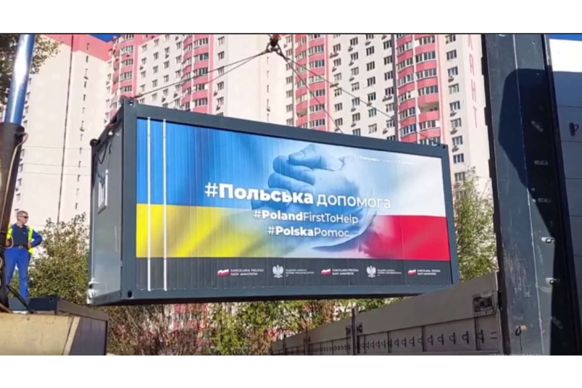 У модульне містечко в Броварах прибули перші будинки