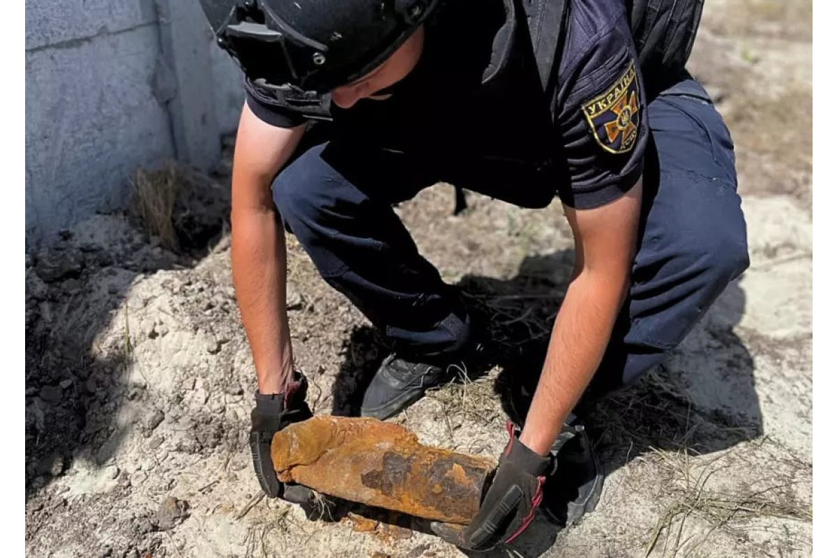 Вибухова спадщина минулого: на Броварщині сапери вилучили артилерійський снаряд