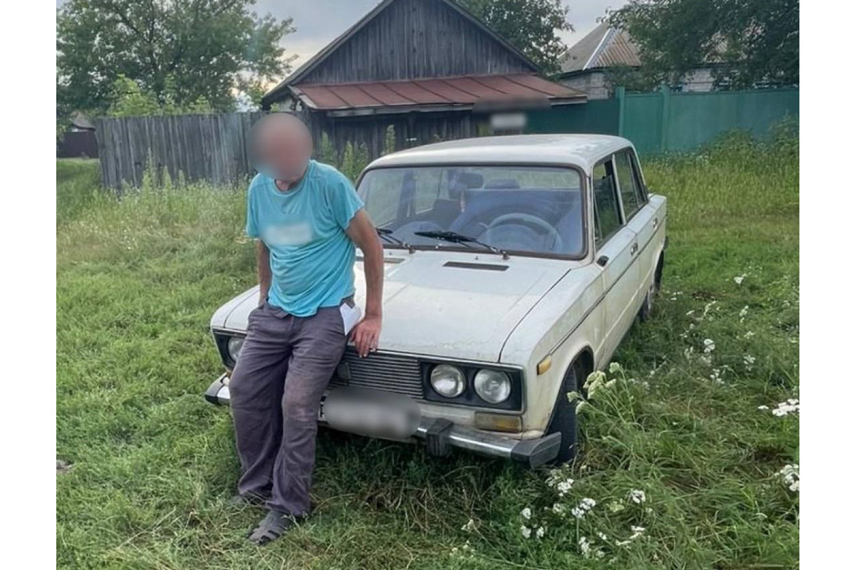 На Броварщині пʼяний водій вʼїхав у паркан та втік