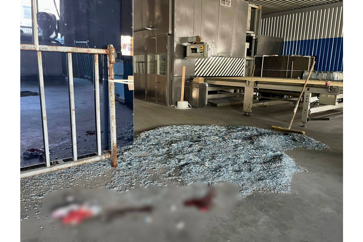 Травма на виробництві: у Броварах через падіння скла постраждав чоловік