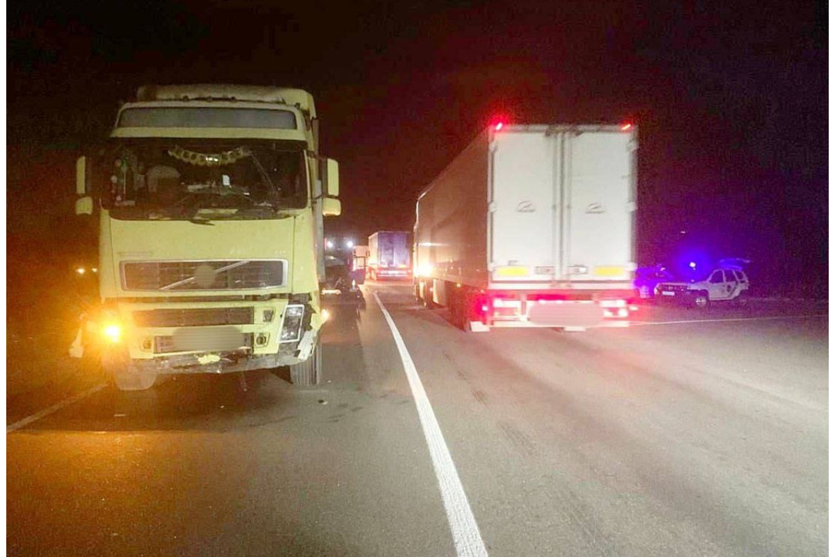 На дорозі між Броварами і Борисполем сталась ДТП з вантажівкою