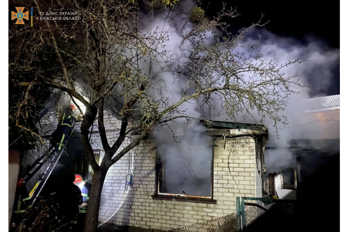 У Броварах під час пожежі в будинку живцем згорів чоловік