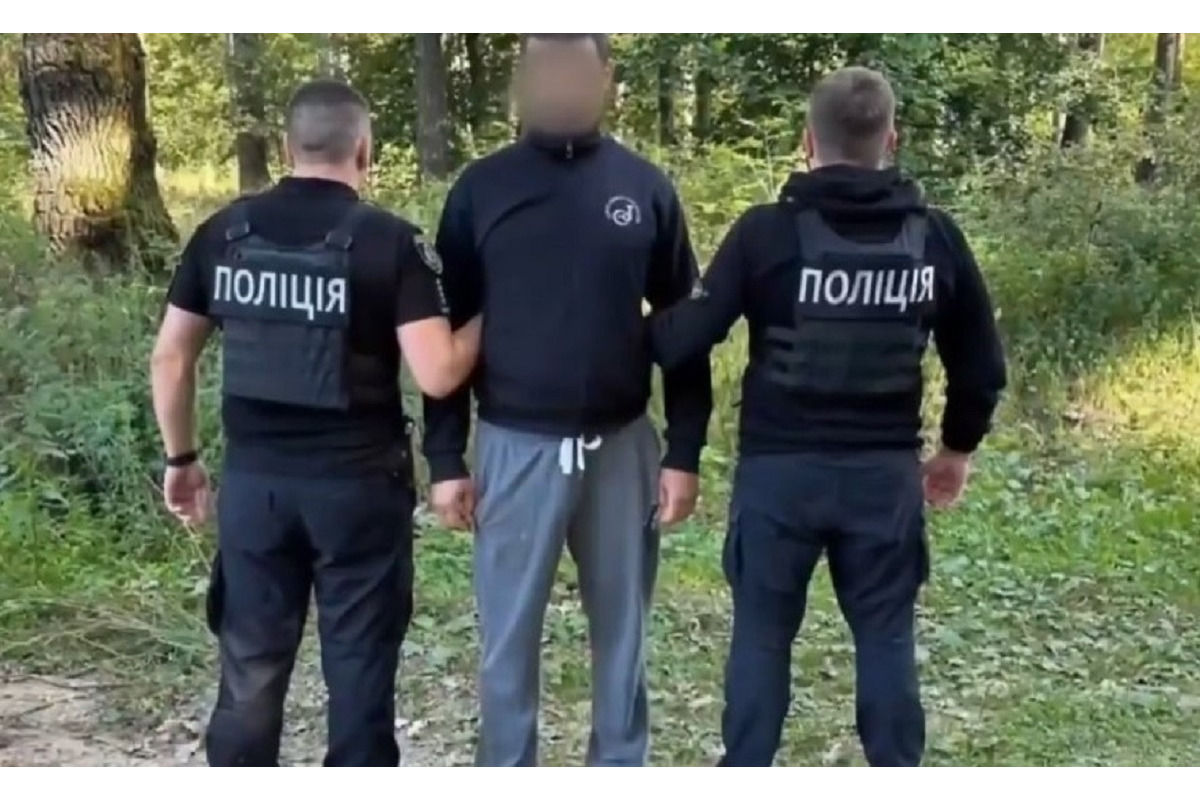 Поліція Київщини припинила злочинну діяльність наркоділка (ВІДЕО)