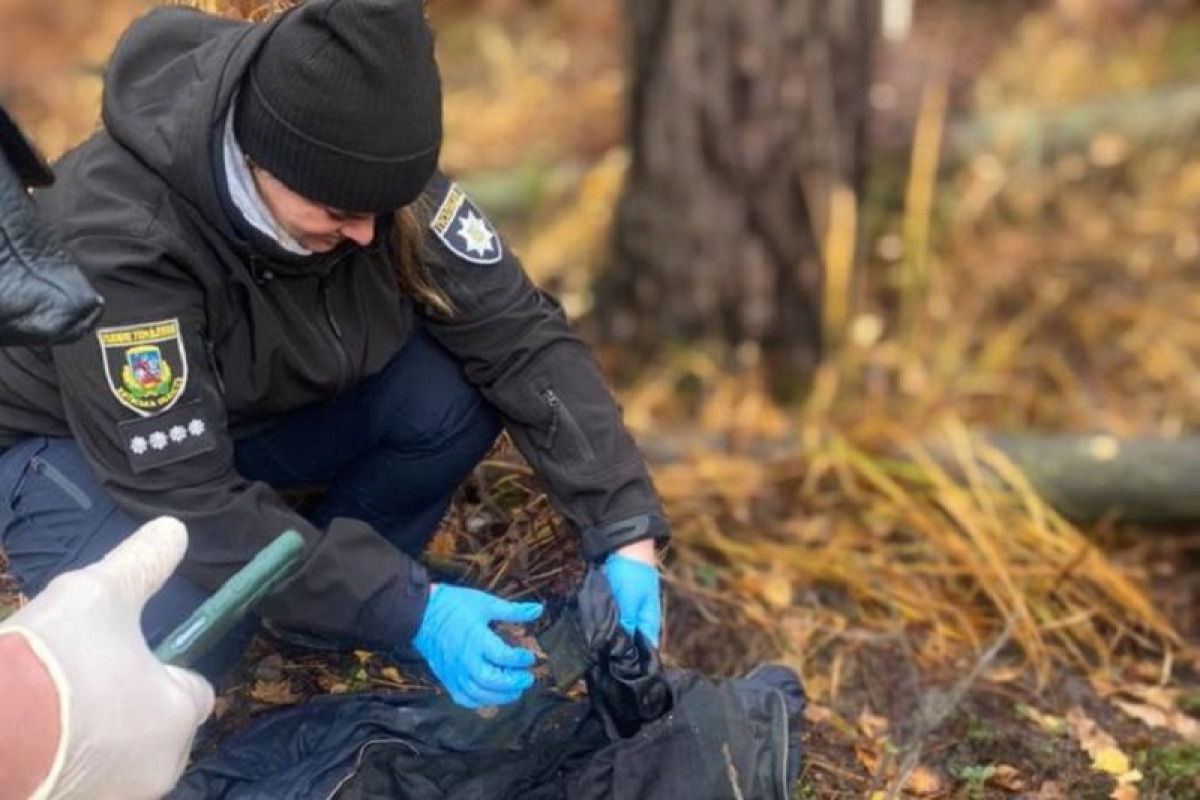 У лісі поблизу Немішаєвого місцеві знайшли тіло вбитого окупантами чоловіка (ФОТО)