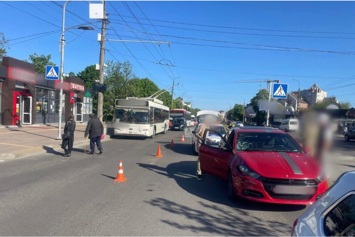 ДТП у Білій Церкві: водій легковика збив пішоходів