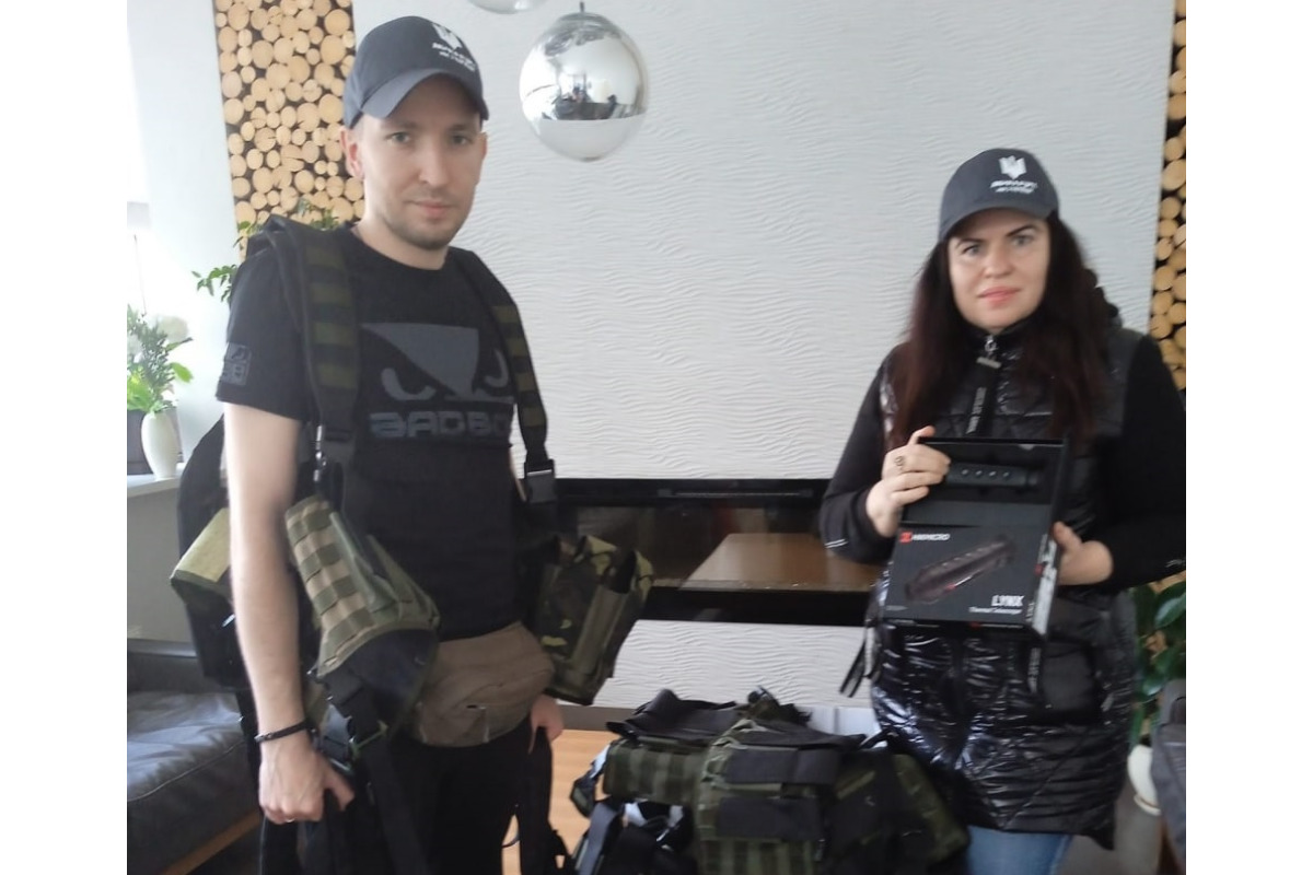 Броварські волонтери продовжують збирати допомогу військовим: новий виклик – літнє взуття