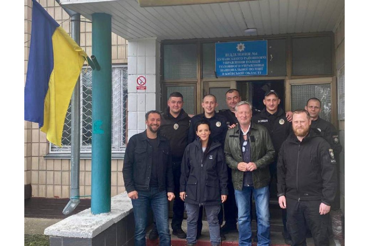 Телекомпанія SkyNews подякувала поліцейським Київщини за порятунок (ФОТО)