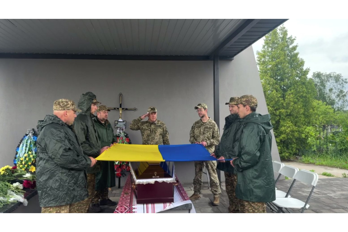 У Бучі прощаються із захисником – Віталієм Корчинським