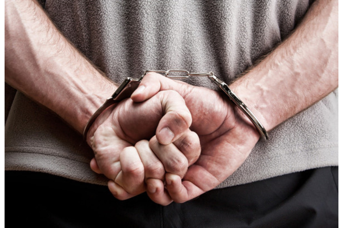 У Золочівській громаді іноземець накинувся на сусіда з ножем (ВІДЕО)