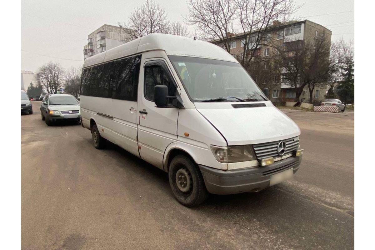 У Фастові встановлюють обставини ДТП з постраждалою жінкою