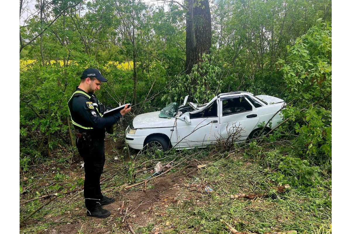 У Сквирській ОТГ неповнолітній взяв без дозволу батьків машину й потрапив у ДТП (ФОТО)