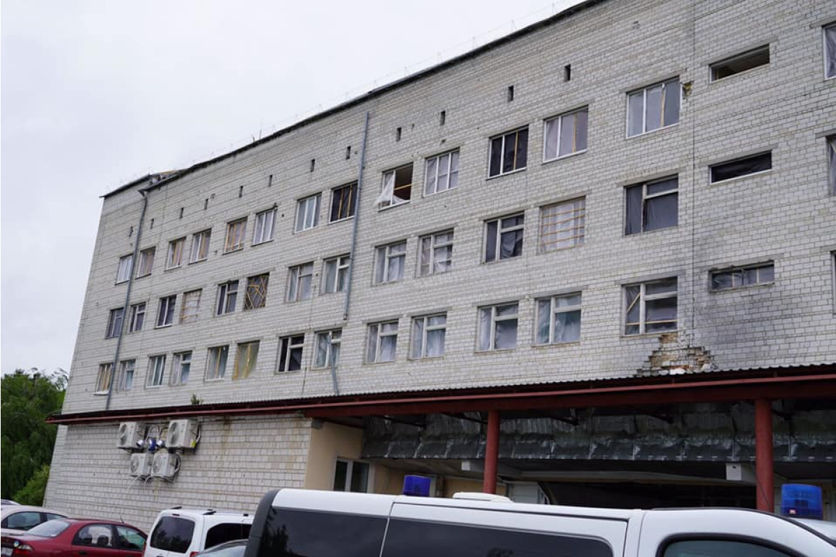 Макарівську лікарню готують до реконструкції після пошкоджень (ФОТО)