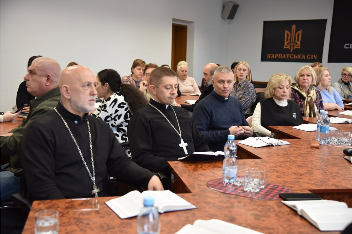 У Броварах відбувся традиційний Молитовний сніданок за участю духовенства та влади