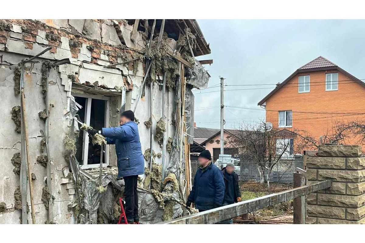 На Київщині внаслідок атаки дронів постраждали двоє людей