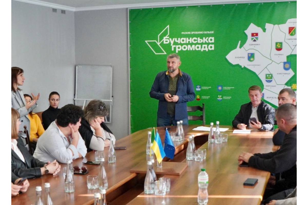 Представники територіальних громад зі всієї України завітали до Бучі