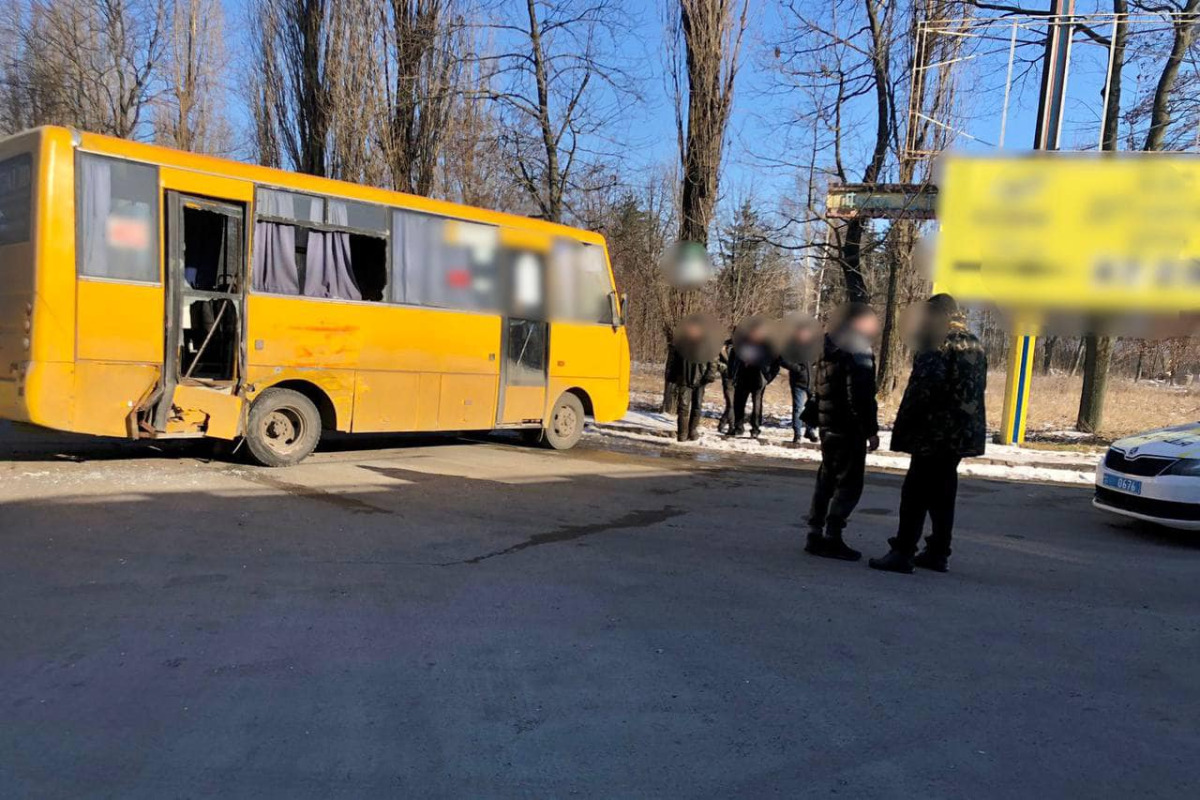 У Броварах вантажівка зіткнулась із пасажирським автобусом