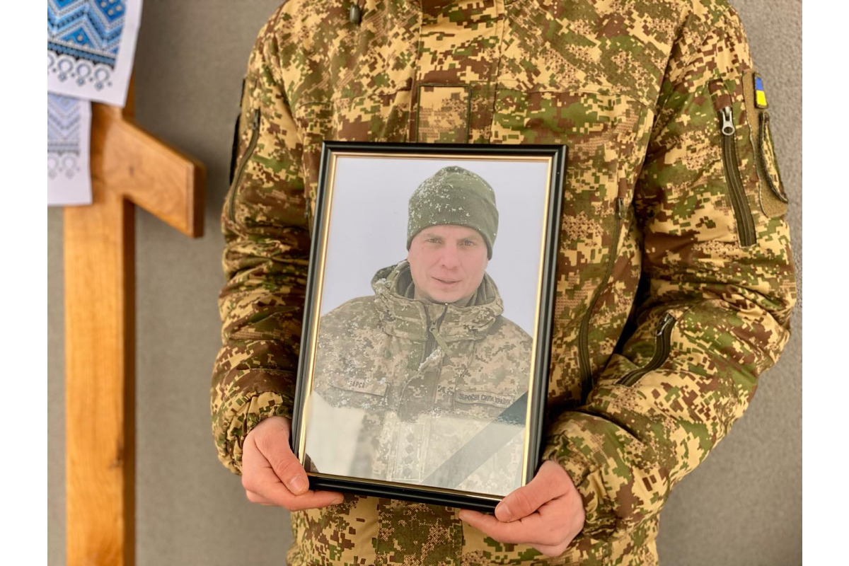 У Бучі попрощалися із захисником Андрієм Хатунцевим (ФОТО)