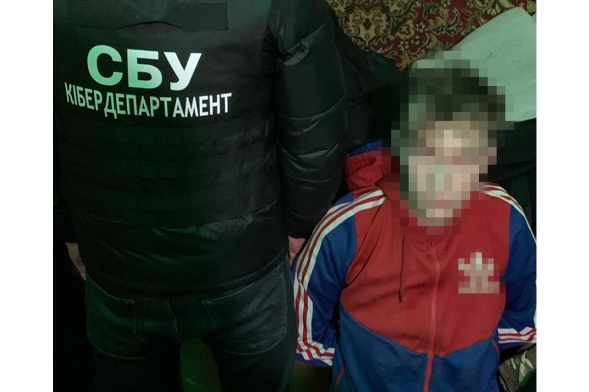 Готували ракетні удари та хоронили рештки рашистів: під Києвом СБУ затримала сім’ю зрадників (ФОТО)