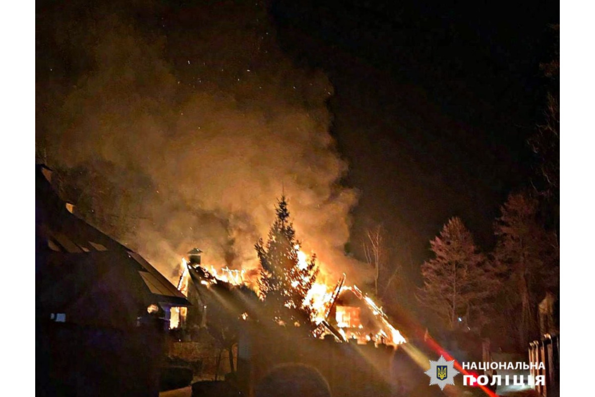 Поліцейські розслідують обставини пожежі на Обухівщині
