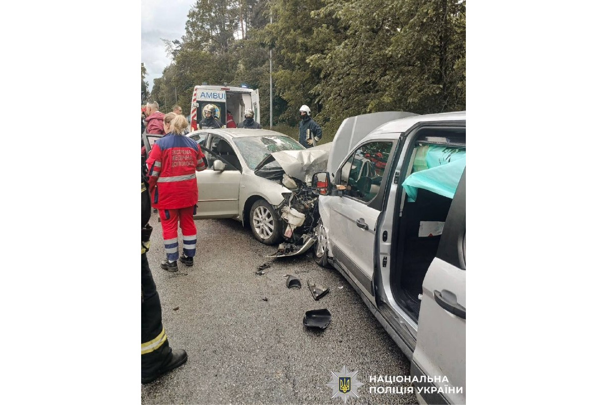 У Бучанському районі автомобіль потрапив у смертельну ДТП