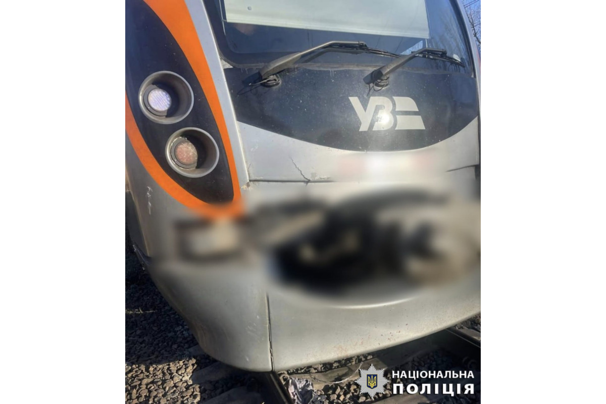 У Глевасі електропотяг збив 22-річного хлопця: поліція Київщини розслідує обставини події