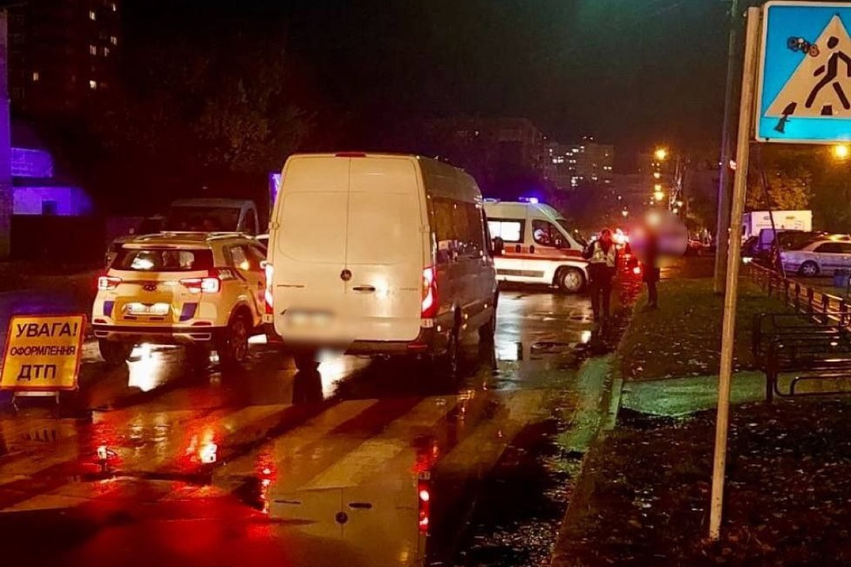 У Броварах водій Mercedes збив жінку на переході