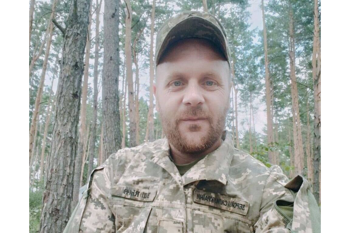 У Михайлівці-Рубежівці  сьогодні прощаються з Героєм Андрієм Давиденком