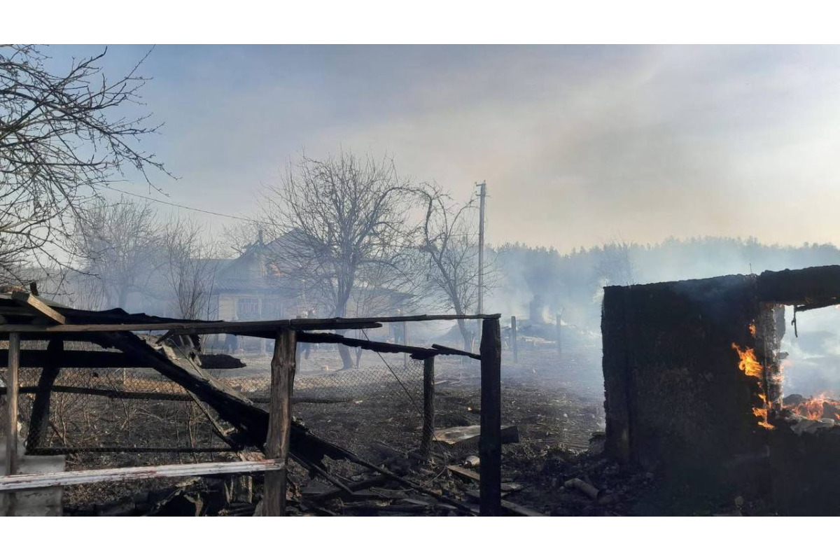 На Бучанщині через спалювання трави згоріли три будинки