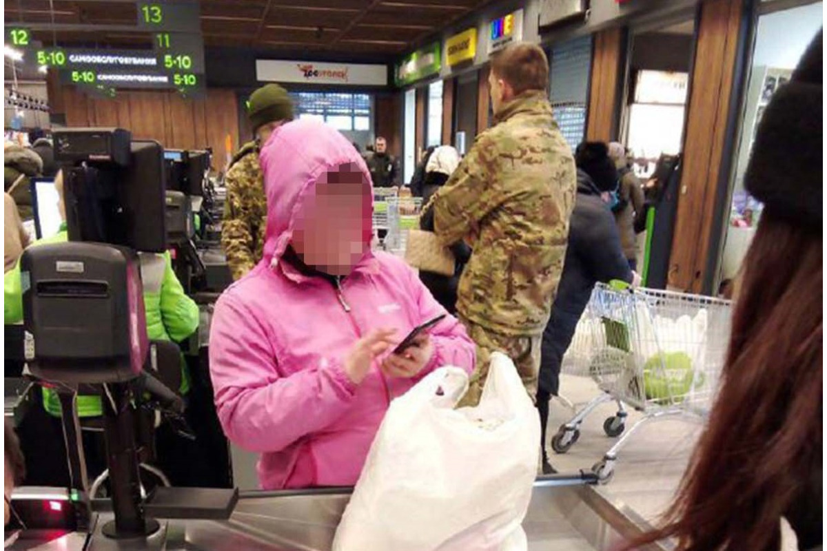 Поліція охорони затримала у Бучі жінку, яка хотіла поцупити продукти  з магазину (ФОТО)