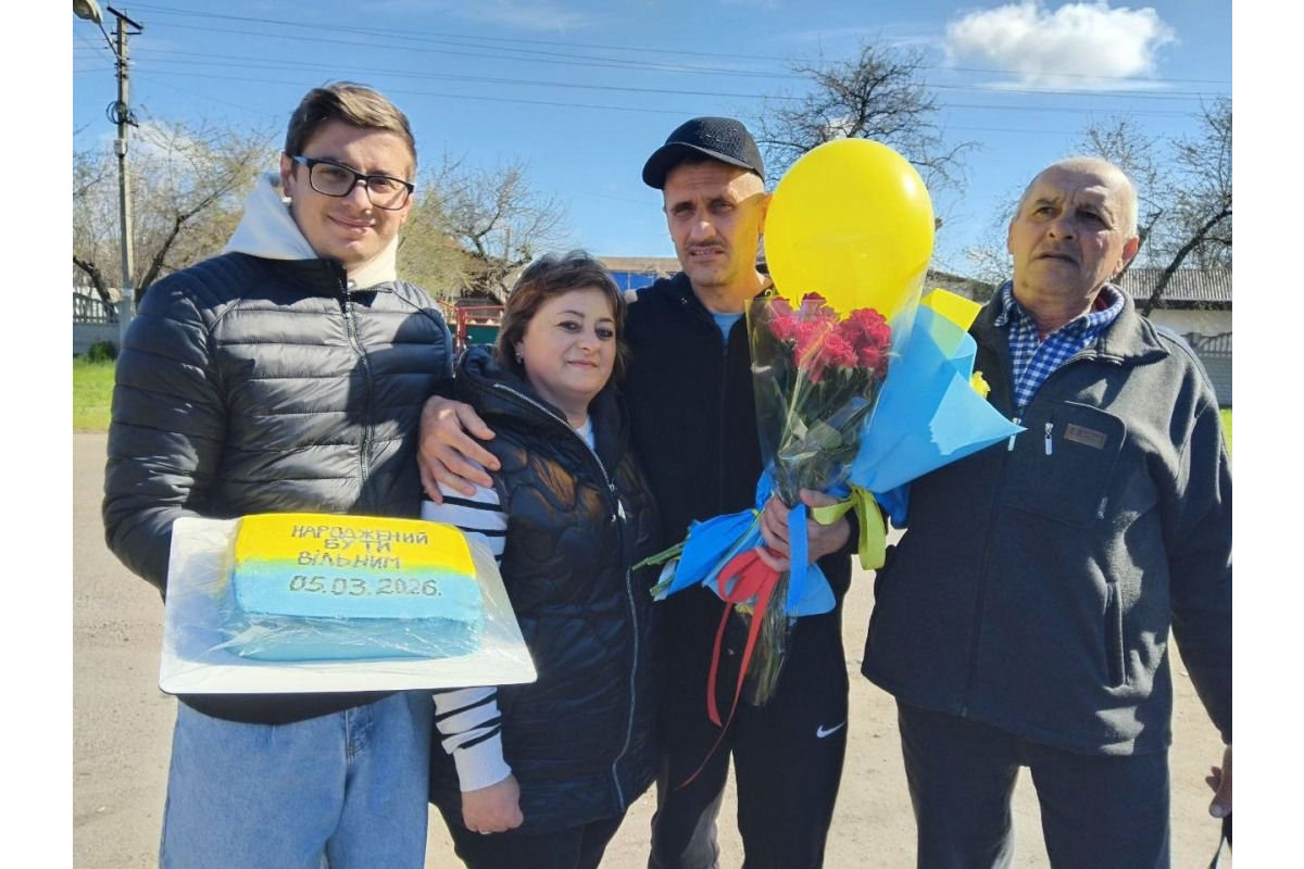 У Ставищенській громаді зустріли захисника Святослава Дудника, який перебував у неволі з 2024 року