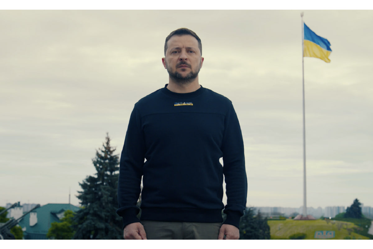 Президент Зеленський привітав українців з Днем Конституції