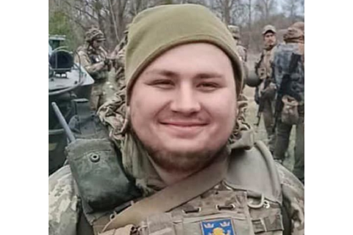 У Креничах на Обухівщині вулицю перейменували на честь полеглого захисника Валентина Крисюка