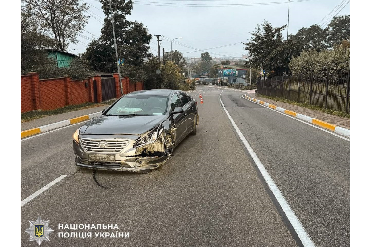 На Бучанщині п’яний водій Hyundai збив жінку на тротуарі