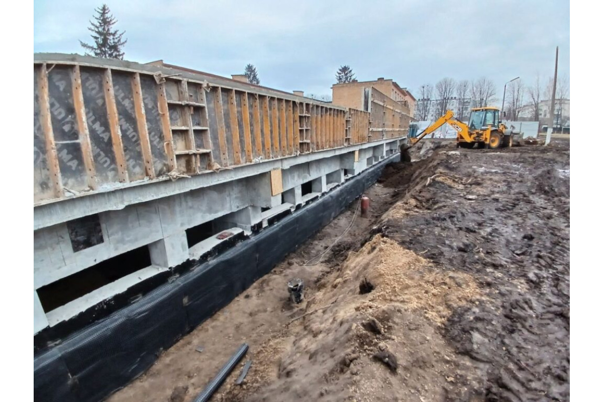 В Узинському ліцеї зводять протирадіаційне укриття