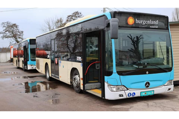 Ірпінська громада отримала від партнерів із Австрії два пасажирські автобуси