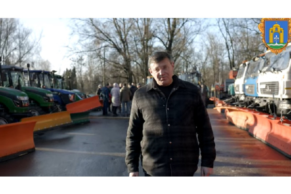 Бровари перевірили готовність комунальної техніки до зими (ВІДЕО)