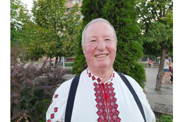 Керівник хору "Вишневий дзвін" Олександр Крижанівський: Ми беремо участь у благодійних заходах, спрямованих на допомогу ЗСУ