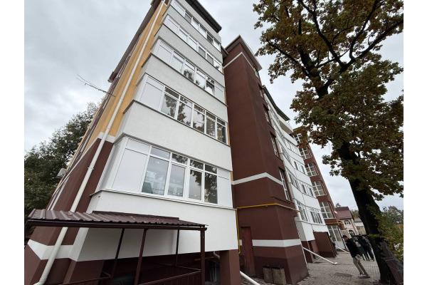 В Ірпені придатними до життя стали ще три багатоповерхівки