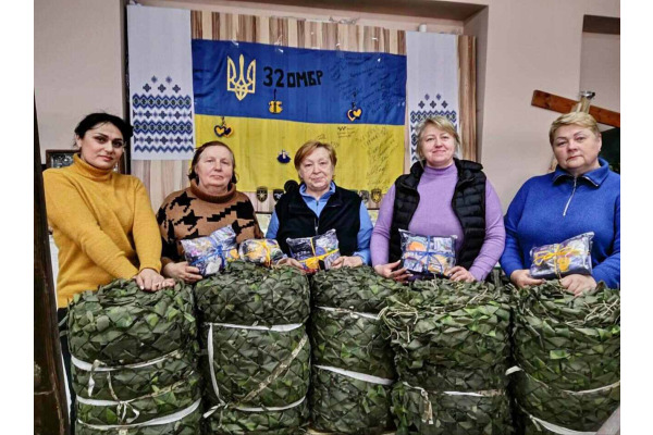 Більше восьмиста квадратних метрів маскувальних сіток виготовили блиставичні волонтери