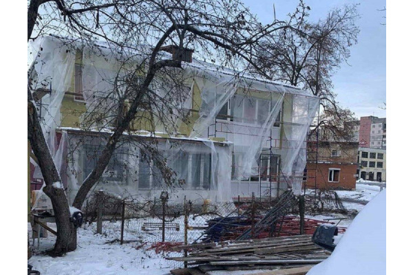 Триває відновлення двох багатоповерхівок в Ірпені (ФОТО)