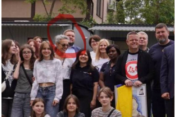 Нардеп Клочко знову відвідує кума Маркушина в Ірпені