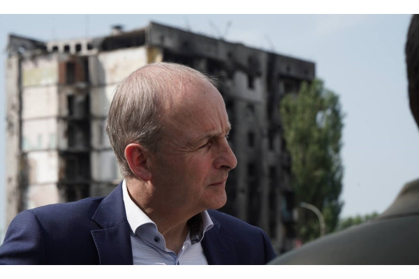Прем'єр-міністр Ірландії побачив на власні очі, що рашисти накоїли у Бородянці, Бучі та Ірпені (ФОТО)