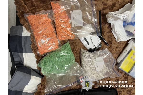 Організували мережу по розповсюдженню наркотиків на території України: поліція Київщини скерувала до суду обвинувальний щодо злочинної організації